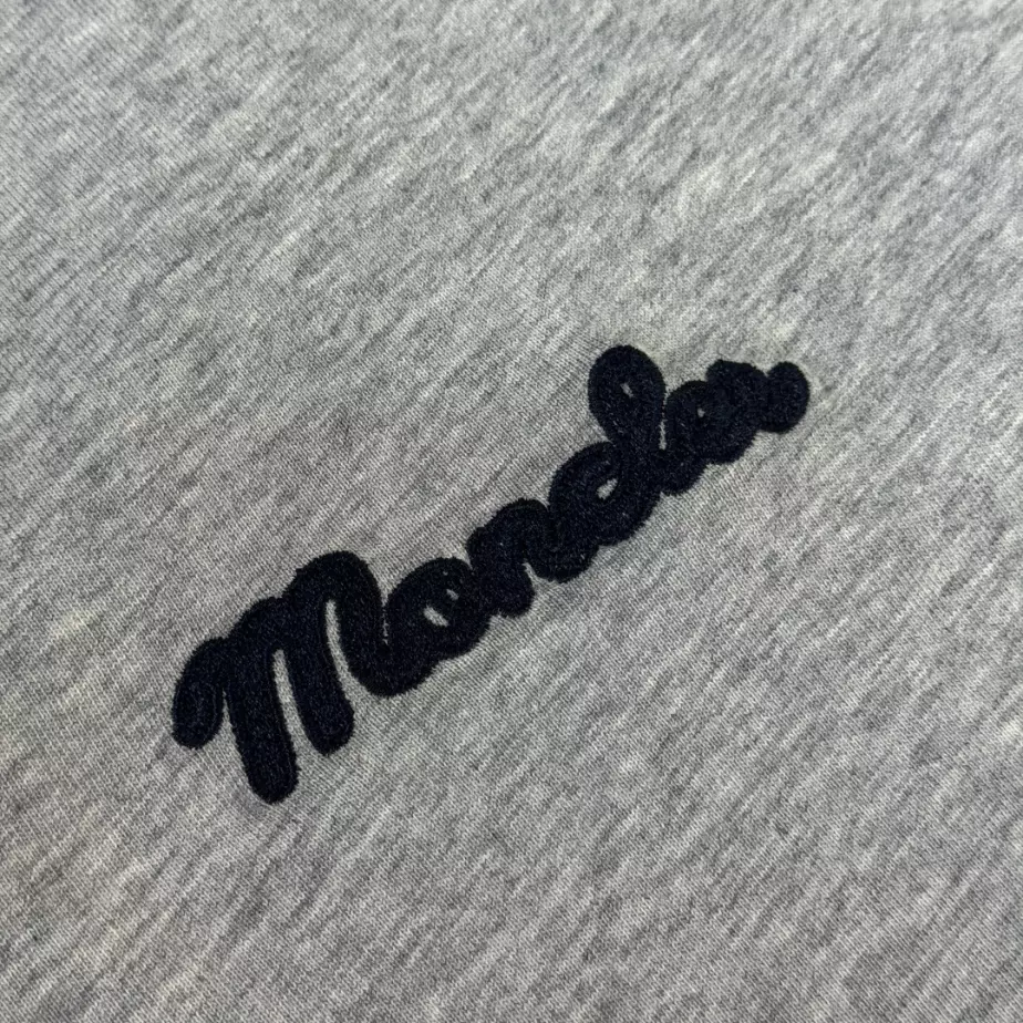 Moncler Logo Cotton T-shirt in Gray
