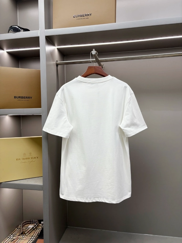 Moncler Logo-Patch T-shirt - MRT11