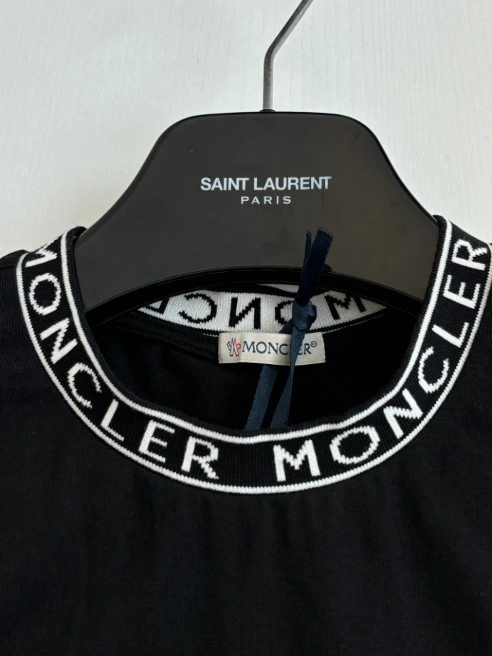 Moncler Logo-Trimmed Cotton T-Shirt - MRT02