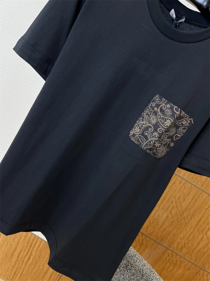 Moncler Paisley Print Cotton T-Shirt - MRT06