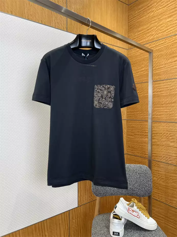 Moncler Paisley Print Cotton T-Shirt - MRT06