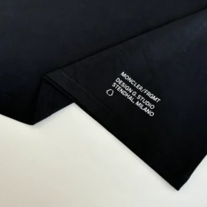 Moncler T-shirt - MRT05